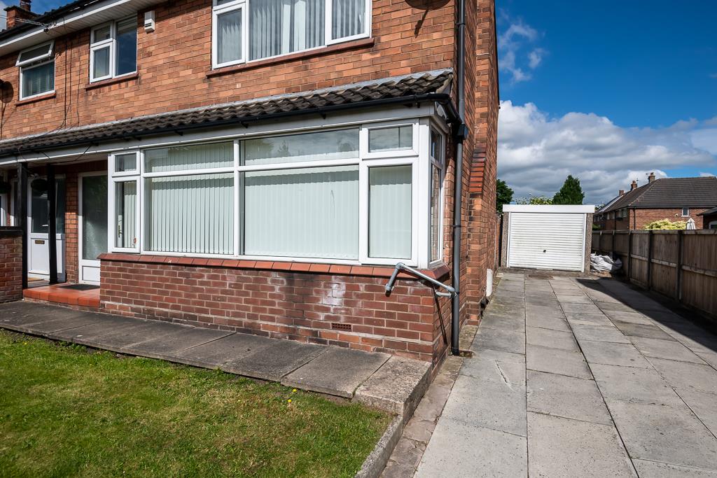 Gladstone Street, Winsford CW Estate Agents